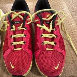 Nike women’s shoes size 7